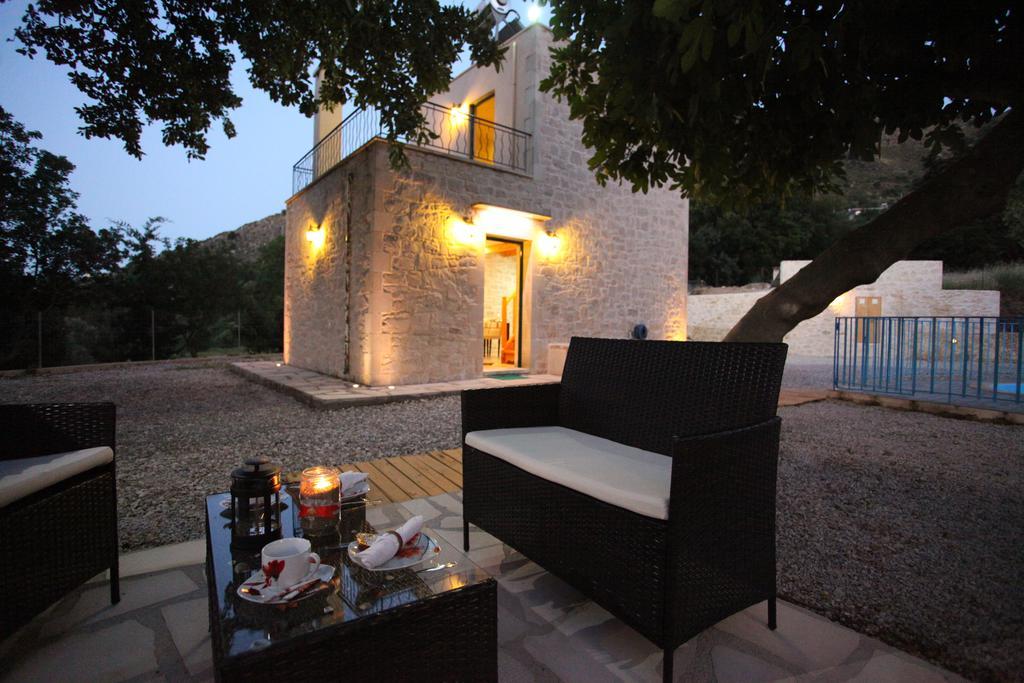 Villa Athina Aryiroúpolis Kamer foto