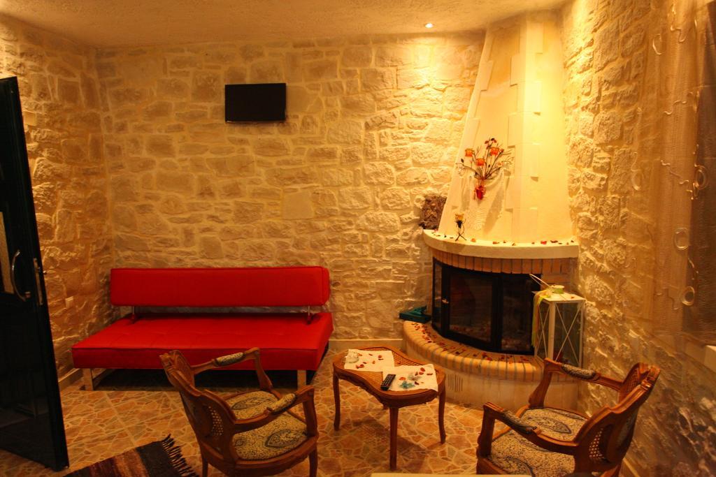 Villa Athina Aryiroúpolis Kamer foto