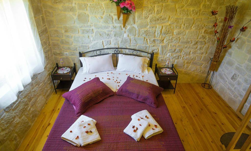 Villa Athina Aryiroúpolis Kamer foto